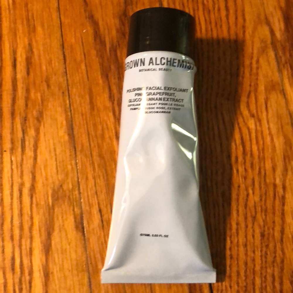 Grown alchemist polishing facial exfoliant